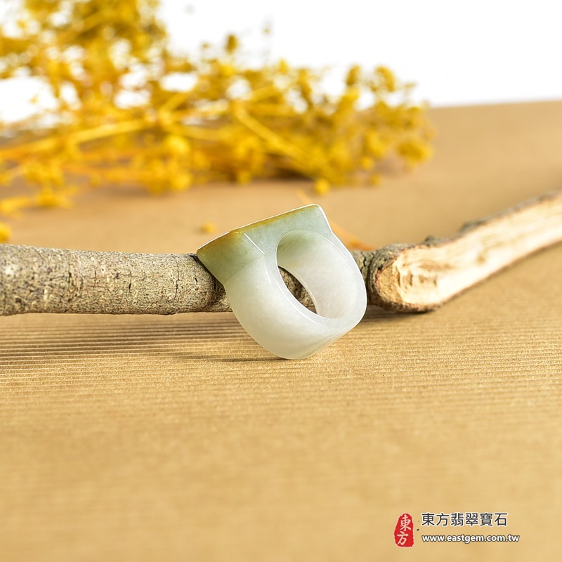翡翠戒指｜天然玉石玉戒・日常配戴與送禮款式｜圓滿和合・平安順遂・吉祥如意・福氣常伴・情緣長久｜翡翠玉戒・版指戒・板指戒・結婚戒指・男女對戒・情侶對戒｜可客製化訂做各式翡翠戒指、吊墜、玉珮與項鍊｜RNG1008｜商品照片與資料介紹 8