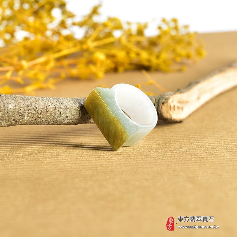 翡翠戒指｜天然玉石玉戒・日常配戴與送禮款式｜圓滿和合・平安順遂・吉祥如意・福氣常伴・情緣長久｜翡翠玉戒・版指戒・板指戒・結婚戒指・男女對戒・情侶對戒｜可客製化訂做各式翡翠戒指、吊墜、玉珮與項鍊｜RNG1008｜商品照片與資料介紹 10