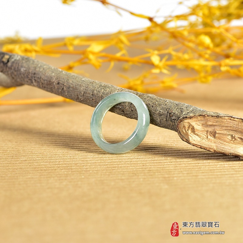 翡翠戒指｜天然玉石玉戒・日常配戴與送禮款式｜圓滿和合・平安順遂・吉祥如意・福氣常伴・情緣長久｜翡翠玉戒・版指戒・板指戒・結婚戒指・男女對戒・情侶對戒｜可客製化訂做各式翡翠戒指、吊墜、玉珮與項鍊｜RNG1009｜商品照片與資料介紹 7