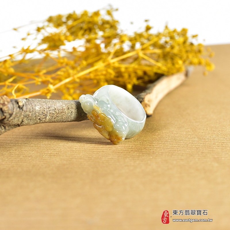 翡翠戒指｜天然玉石玉戒・日常配戴與送禮款式｜圓滿和合・平安順遂・吉祥如意・福氣常伴・情緣長久｜翡翠玉戒・版指戒・板指戒・結婚戒指・男女對戒・情侶對戒｜可客製化訂做各式翡翠戒指、吊墜、玉珮與項鍊｜RNG1011｜商品照片與資料介紹 4