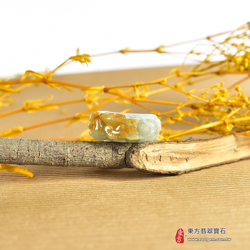 翡翠戒指｜天然玉石玉戒・日常配戴與送禮款式｜圓滿和合・平安順遂・吉祥如意・福氣常伴・情緣長久｜翡翠玉戒・版指戒・板指戒・結婚戒指・男女對戒・情侶對戒｜可客製化訂做各式翡翠戒指、吊墜、玉珮與項鍊｜RNG1011｜商品照片與資料介紹 8