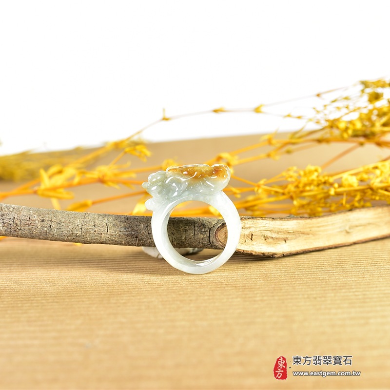 翡翠戒指｜天然玉石玉戒・日常配戴與送禮款式｜圓滿和合・平安順遂・吉祥如意・福氣常伴・情緣長久｜翡翠玉戒・版指戒・板指戒・結婚戒指・男女對戒・情侶對戒｜可客製化訂做各式翡翠戒指、吊墜、玉珮與項鍊｜RNG1011｜商品照片與資料介紹 11