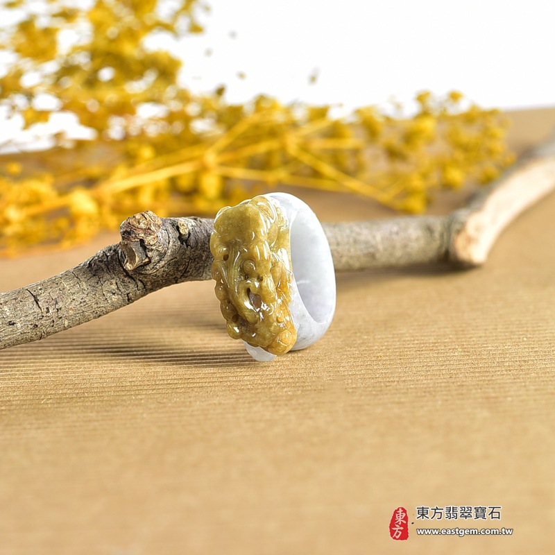 翡翠戒指|天然玉石玉戒・日常配戴與送禮款式|圓滿和合・平安順遂・吉祥如意・福氣常伴・情緣長久|翡翠玉戒・版指戒・板指戒・結婚戒指・男女對戒・情侶對戒|可客製化訂做各式翡翠戒指、吊墜、玉珮與項鍊|RNG1013|商品照片與資料介紹 3 翡翠戒指|天然玉石玉戒・日常配戴與送禮款式|圓滿和合・平安順遂・吉祥如意・福氣常伴・情緣長久|翡翠玉戒・版指戒・板指戒・結婚戒指・男女對戒・情侶對戒|可客製化訂做各式翡翠戒指、吊墜、玉珮與項鍊|RNG1013|商品照片與資料介紹 3