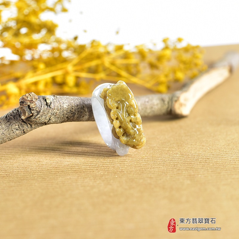 翡翠戒指|天然玉石玉戒・日常配戴與送禮款式|圓滿和合・平安順遂・吉祥如意・福氣常伴・情緣長久|翡翠玉戒・版指戒・板指戒・結婚戒指・男女對戒・情侶對戒|可客製化訂做各式翡翠戒指、吊墜、玉珮與項鍊|RNG1013|商品照片與資料介紹 4 翡翠戒指|天然玉石玉戒・日常配戴與送禮款式|圓滿和合・平安順遂・吉祥如意・福氣常伴・情緣長久|翡翠玉戒・版指戒・板指戒・結婚戒指・男女對戒・情侶對戒|可客製化訂做各式翡翠戒指、吊墜、玉珮與項鍊|RNG1013|商品照片與資料介紹 4