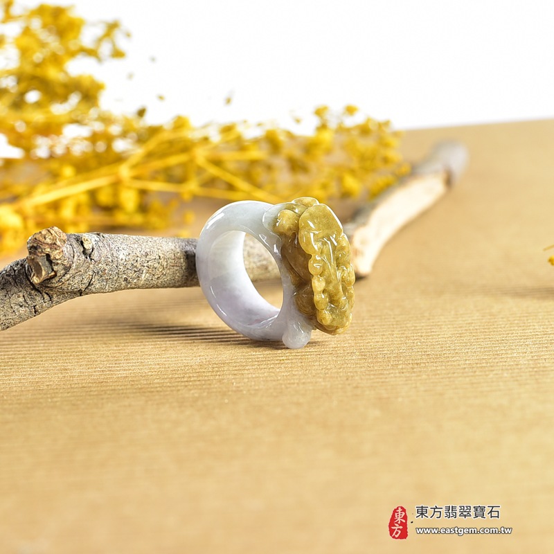 翡翠戒指|天然玉石玉戒・日常配戴與送禮款式|圓滿和合・平安順遂・吉祥如意・福氣常伴・情緣長久|翡翠玉戒・版指戒・板指戒・結婚戒指・男女對戒・情侶對戒|可客製化訂做各式翡翠戒指、吊墜、玉珮與項鍊|RNG1013|商品照片與資料介紹 5 翡翠戒指|天然玉石玉戒・日常配戴與送禮款式|圓滿和合・平安順遂・吉祥如意・福氣常伴・情緣長久|翡翠玉戒・版指戒・板指戒・結婚戒指・男女對戒・情侶對戒|可客製化訂做各式翡翠戒指、吊墜、玉珮與項鍊|RNG1013|商品照片與資料介紹 5