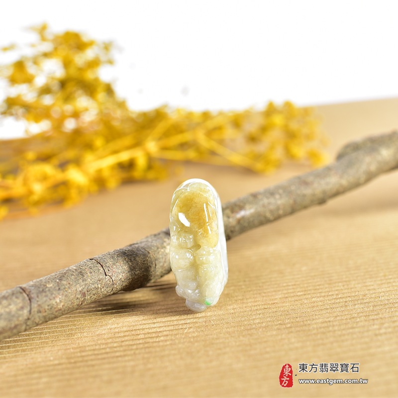 翡翠戒指|天然玉石玉戒・日常配戴與送禮款式|圓滿和合・平安順遂・吉祥如意・福氣常伴・情緣長久|翡翠玉戒・版指戒・板指戒・結婚戒指・男女對戒・情侶對戒|可客製化訂做各式翡翠戒指、吊墜、玉珮與項鍊|RNG1014|商品照片與資料介紹 3 翡翠戒指|天然玉石玉戒・日常配戴與送禮款式|圓滿和合・平安順遂・吉祥如意・福氣常伴・情緣長久|翡翠玉戒・版指戒・板指戒・結婚戒指・男女對戒・情侶對戒|可客製化訂做各式翡翠戒指、吊墜、玉珮與項鍊|RNG1014|商品照片與資料介紹 3