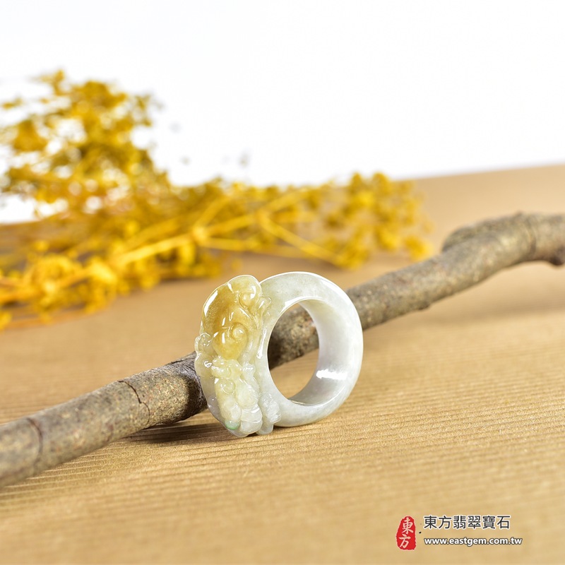 翡翠戒指|天然玉石玉戒・日常配戴與送禮款式|圓滿和合・平安順遂・吉祥如意・福氣常伴・情緣長久|翡翠玉戒・版指戒・板指戒・結婚戒指・男女對戒・情侶對戒|可客製化訂做各式翡翠戒指、吊墜、玉珮與項鍊|RNG1014|商品照片與資料介紹 4 翡翠戒指|天然玉石玉戒・日常配戴與送禮款式|圓滿和合・平安順遂・吉祥如意・福氣常伴・情緣長久|翡翠玉戒・版指戒・板指戒・結婚戒指・男女對戒・情侶對戒|可客製化訂做各式翡翠戒指、吊墜、玉珮與項鍊|RNG1014|商品照片與資料介紹 4