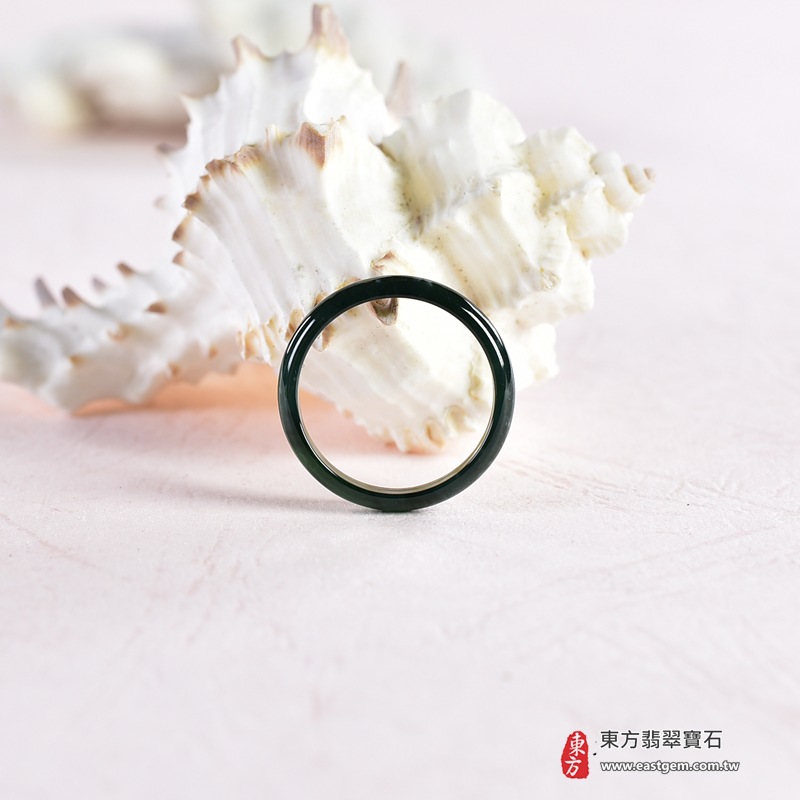翡翠戒指｜天然玉石玉戒・日常配戴與送禮款式｜圓滿和合・平安順遂・吉祥如意・福氣常伴・情緣長久｜翡翠玉戒・版指戒・板指戒・結婚戒指・男女對戒・情侶對戒｜可客製化訂做各式翡翠戒指、吊墜、玉珮與項鍊｜RNG1042｜商品照片與資料介紹 7