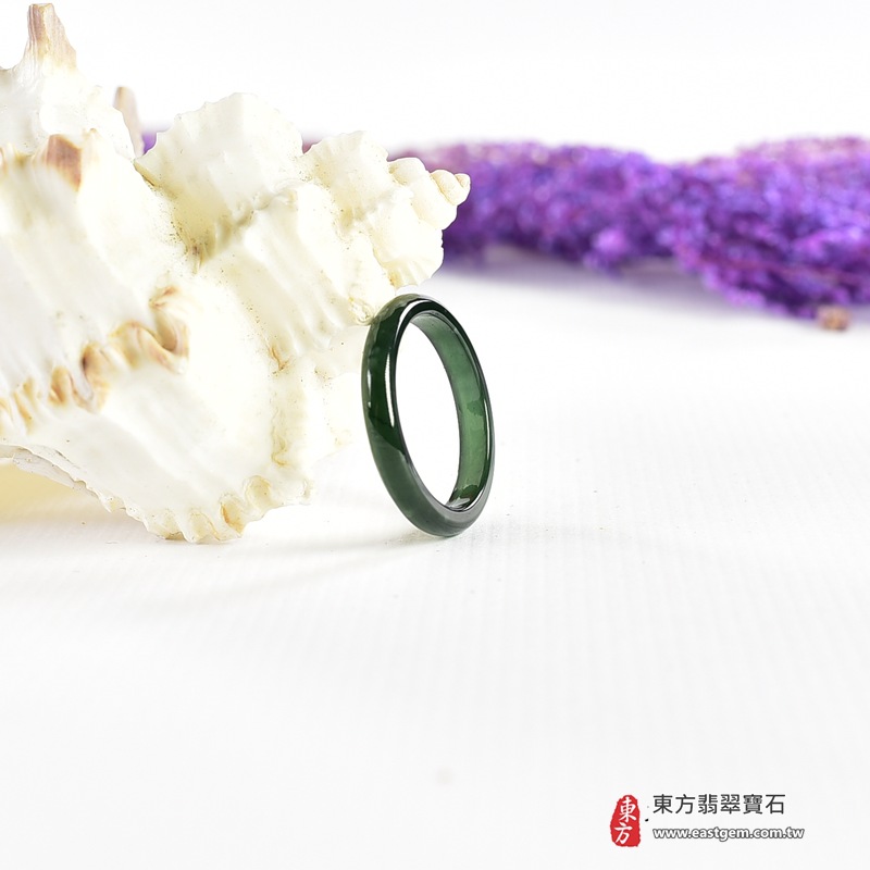 翡翠戒指|天然玉石玉戒・日常配戴與送禮款式|圓滿和合・平安順遂・吉祥如意・福氣常伴・情緣長久|翡翠玉戒・版指戒・板指戒・結婚戒指・男女對戒・情侶對戒|可客製化訂做各式翡翠戒指、吊墜、玉珮與項鍊|RNG1115|商品照片與資料介紹 5 翡翠戒指|天然玉石玉戒・日常配戴與送禮款式|圓滿和合・平安順遂・吉祥如意・福氣常伴・情緣長久|翡翠玉戒・版指戒・板指戒・結婚戒指・男女對戒・情侶對戒|可客製化訂做各式翡翠戒指、吊墜、玉珮與項鍊|RNG1115|商品照片與資料介紹 5