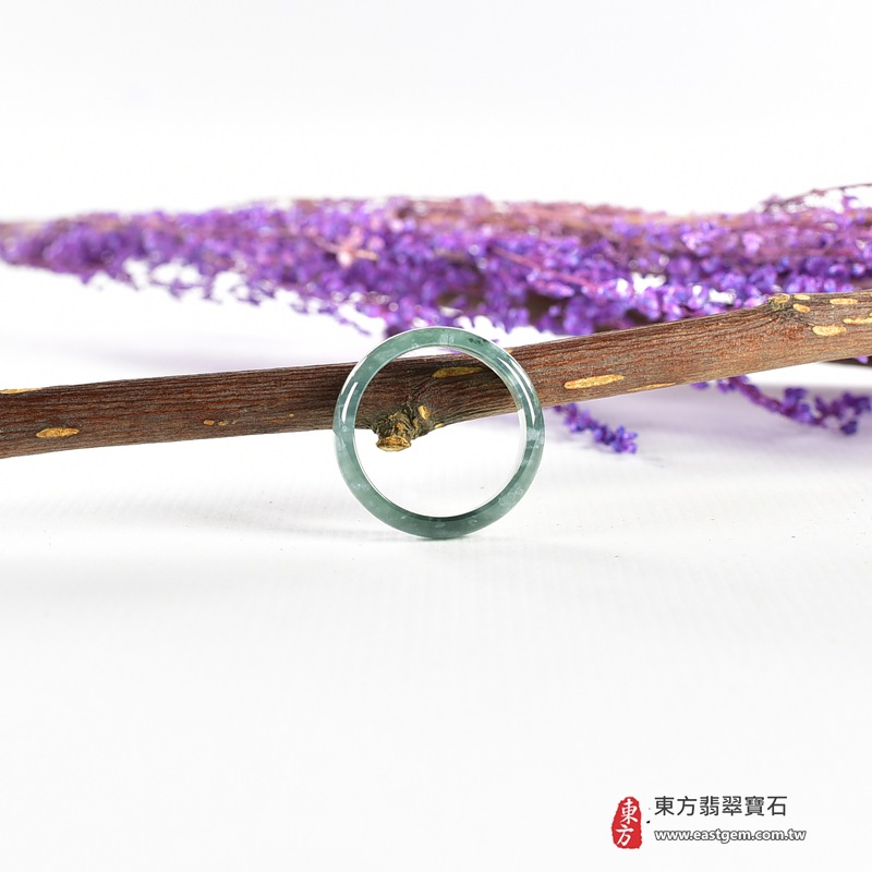 翡翠戒指|天然玉石玉戒・日常配戴與送禮款式|圓滿和合・平安順遂・吉祥如意・福氣常伴・情緣長久|翡翠玉戒・版指戒・板指戒・結婚戒指・男女對戒・情侶對戒|可客製化訂做各式翡翠戒指、吊墜、玉珮與項鍊|RNG1117|商品照片與資料介紹 5 翡翠戒指|天然玉石玉戒・日常配戴與送禮款式|圓滿和合・平安順遂・吉祥如意・福氣常伴・情緣長久|翡翠玉戒・版指戒・板指戒・結婚戒指・男女對戒・情侶對戒|可客製化訂做各式翡翠戒指、吊墜、玉珮與項鍊|RNG1117|商品照片與資料介紹 5