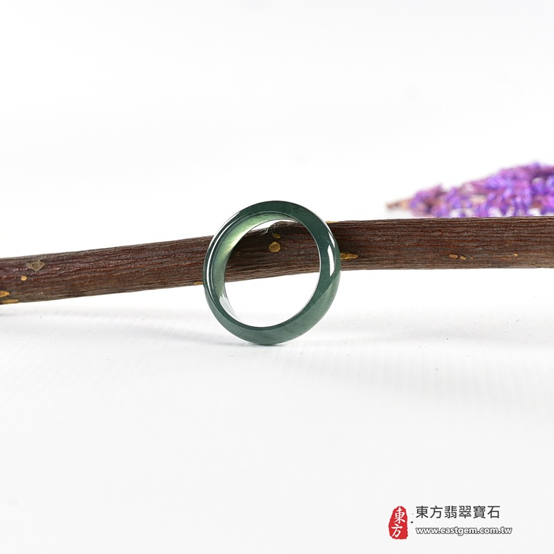 翡翠戒指|天然玉石玉戒・日常配戴與送禮款式|圓滿和合・平安順遂・吉祥如意・福氣常伴・情緣長久|翡翠玉戒・版指戒・板指戒・結婚戒指・男女對戒・情侶對戒|可客製化訂做各式翡翠戒指、吊墜、玉珮與項鍊|RNG1119|商品照片與資料介紹 6 翡翠戒指|天然玉石玉戒・日常配戴與送禮款式|圓滿和合・平安順遂・吉祥如意・福氣常伴・情緣長久|翡翠玉戒・版指戒・板指戒・結婚戒指・男女對戒・情侶對戒|可客製化訂做各式翡翠戒指、吊墜、玉珮與項鍊|RNG1119|商品照片與資料介紹 6
