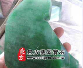 冰種陽綠色翡翠原礦示意圖 冰種陽綠色翡翠原礦