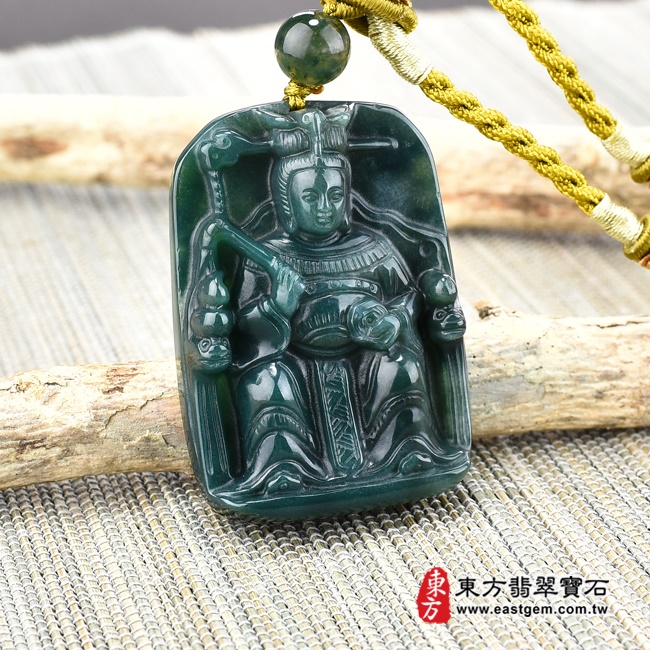 水草玉地母娘娘項鍊玉珮左側照片 水草玉地母娘娘項鍊玉珮(地母元君:地母娘娘牌水草玉地母娘娘玉珮、水草玉地母娘娘玉墜)。紅帶黃綠水草玉地母娘娘,QN026。客製化訂做水草玉地母娘娘吊墜玉珮項鍊。★附東方翡翠寶石保證卡 水草玉地母娘娘項鍊玉珮左側照片 水草玉地母娘娘項鍊玉珮(地母元君:地母娘娘牌水草玉地母娘娘玉珮、水草玉地母娘娘玉墜)。紅帶黃綠水草玉地母娘娘,QN026。客製化訂做水草玉地母娘娘吊墜玉珮項鍊。★附東方翡翠寶石保證卡