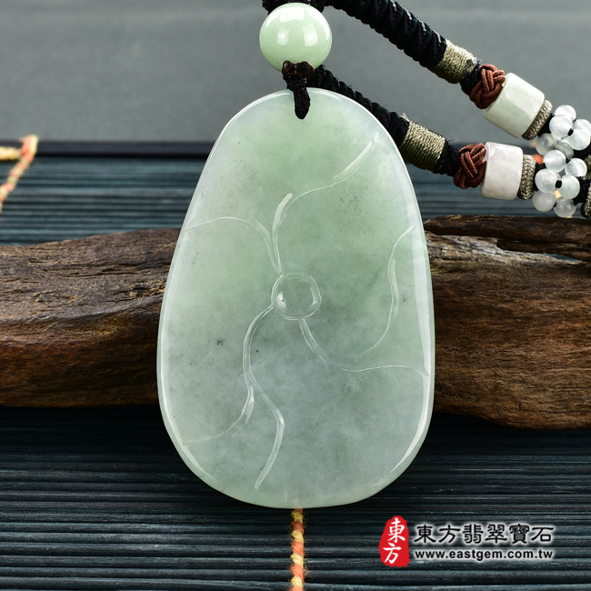 翡翠魚項鍊玉珮背面照片 翡翠魚項鍊玉珮(如魚得水:魚牌A貨翡翠魚玉珮、緬甸玉魚玉墜)。淡綠色糯種魚,FI083。客製化訂做各種翡翠魚吊墜玉珮項鍊。★附A貨翡翠雙證書 翡翠魚項鍊玉珮背面照片 翡翠魚項鍊玉珮(如魚得水:魚牌A貨翡翠魚玉珮、緬甸玉魚玉墜)。淡綠色糯種魚,FI083。客製化訂做各種翡翠魚吊墜玉珮項鍊。★附A貨翡翠雙證書