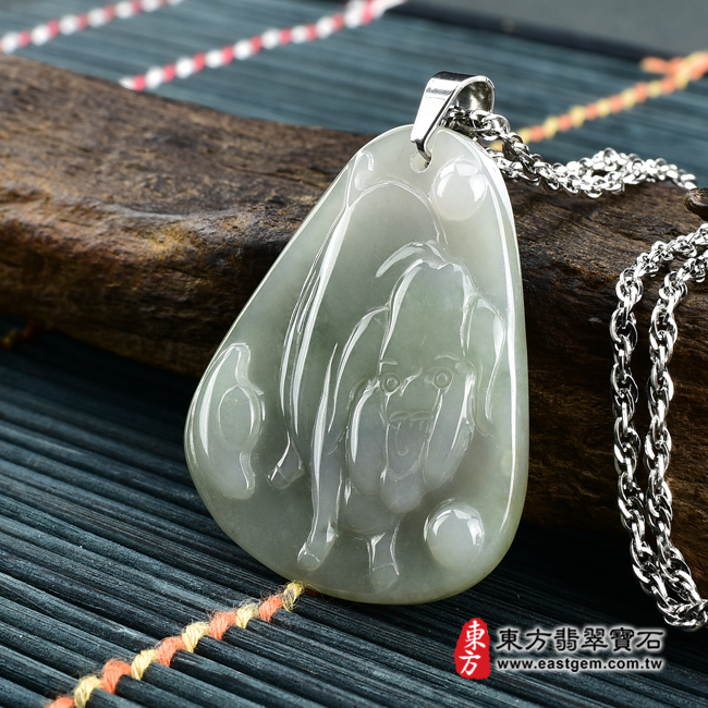 翡翠豬項鍊玉珮右側照片 翡翠豬項鍊玉珮(豬事如意:豬牌A貨翡翠豬玉珮、緬甸玉豬玉墜、豬十二生肖項鍊)。綠色糯種豬,PG025。客製化訂做各種翡翠豬吊墜玉珮項鍊。★附A貨翡翠雙證書 翡翠豬項鍊玉珮右側照片 翡翠豬項鍊玉珮(豬事如意:豬牌A貨翡翠豬玉珮、緬甸玉豬玉墜、豬十二生肖項鍊)。綠色糯種豬,PG025。客製化訂做各種翡翠豬吊墜玉珮項鍊。★附A貨翡翠雙證書
