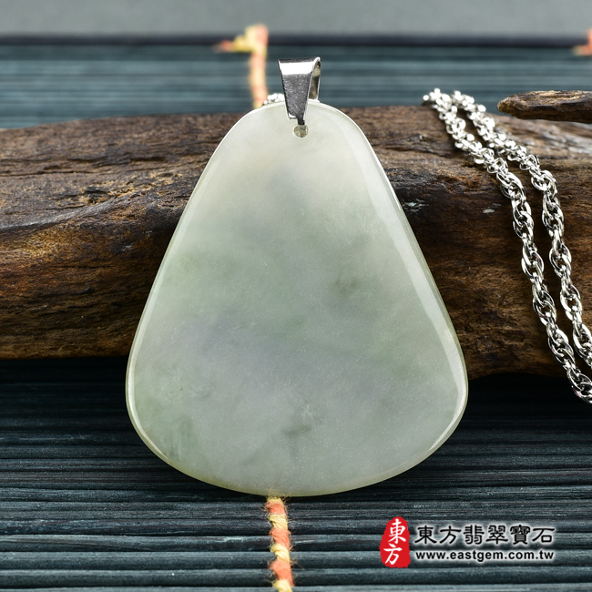 翡翠豬項鍊玉珮背面照片 翡翠豬項鍊玉珮(豬事如意:豬牌A貨翡翠豬玉珮、緬甸玉豬玉墜、豬十二生肖項鍊)。綠色糯種豬,PG025。客製化訂做各種翡翠豬吊墜玉珮項鍊。★附A貨翡翠雙證書 翡翠豬項鍊玉珮背面照片 翡翠豬項鍊玉珮(豬事如意:豬牌A貨翡翠豬玉珮、緬甸玉豬玉墜、豬十二生肖項鍊)。綠色糯種豬,PG025。客製化訂做各種翡翠豬吊墜玉珮項鍊。★附A貨翡翠雙證書