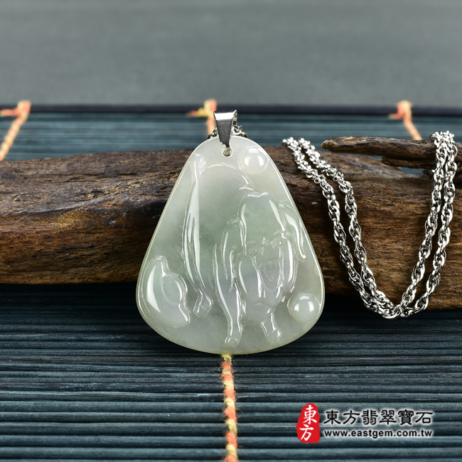 翡翠豬項鍊玉珮情境照片 翡翠豬項鍊玉珮(豬事如意:豬牌A貨翡翠豬玉珮、緬甸玉豬玉墜、豬十二生肖項鍊)。綠色糯種豬,PG025。客製化訂做各種翡翠豬吊墜玉珮項鍊。★附A貨翡翠雙證書 翡翠豬項鍊玉珮情境照片 翡翠豬項鍊玉珮(豬事如意:豬牌A貨翡翠豬玉珮、緬甸玉豬玉墜、豬十二生肖項鍊)。綠色糯種豬,PG025。客製化訂做各種翡翠豬吊墜玉珮項鍊。★附A貨翡翠雙證書